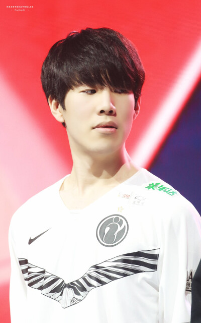 Heroic 距离 IEM Dallas 2025 季后赛仅一步之遥，战胜了 aurora 。